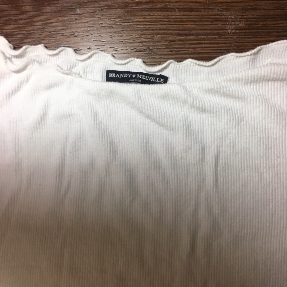 Off the shoulder white crop never worn teens